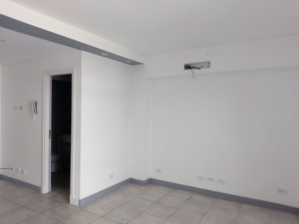 venta de oficina excelente ubicación zona Paseo Aldrey