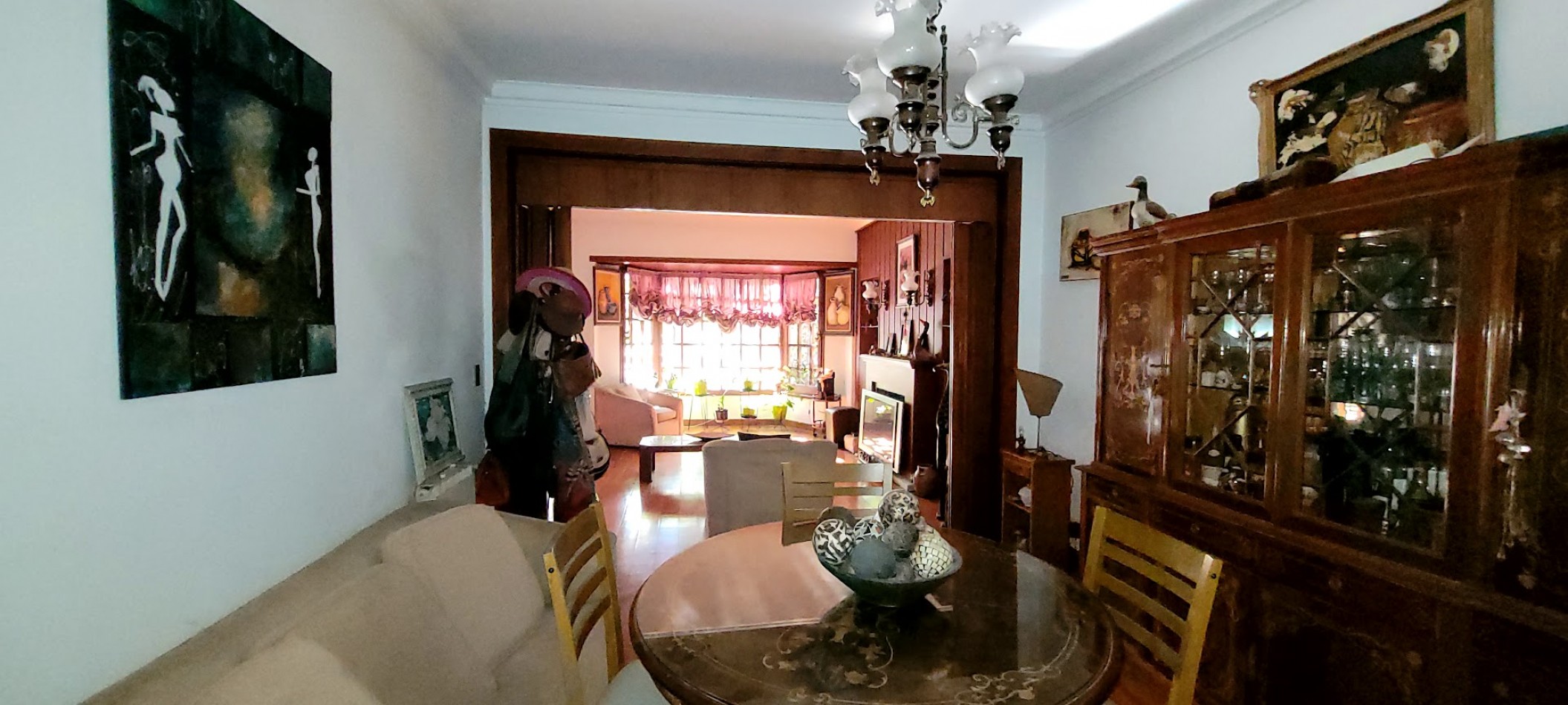 VENTA DE CHALET DE ESTILO BARRIO LA PERLA 