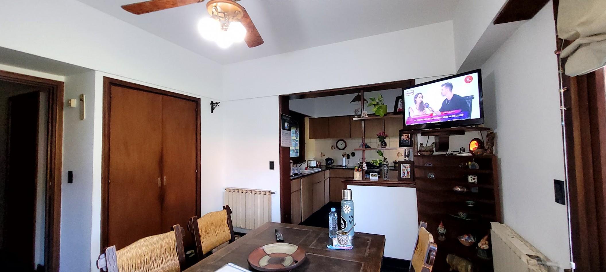 VENTA DE CHALET DE ESTILO BARRIO LA PERLA 