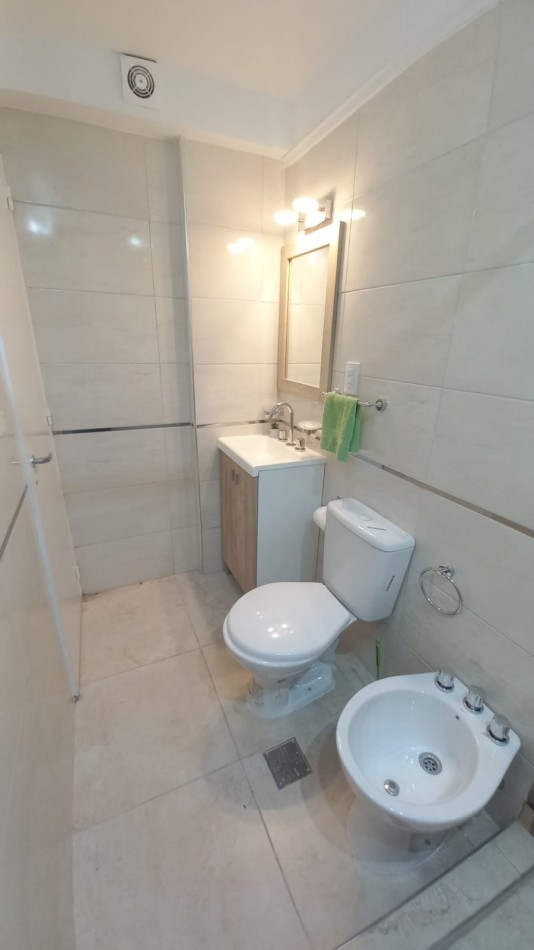 venta de departamento de 2 ambientes Totalmente amoblado y decorado zona centro excelente 