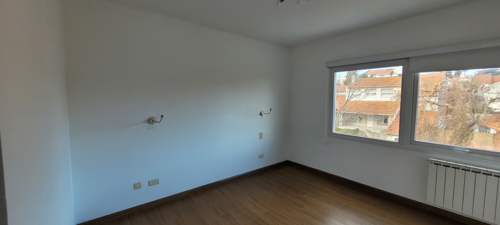 alquiler 24 meses triplex zona los troncos
