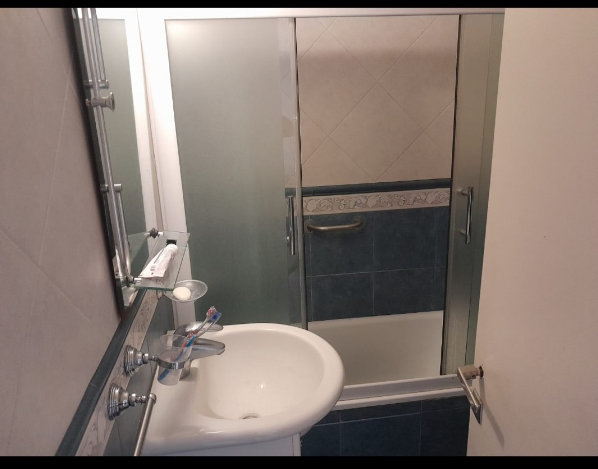 VENTA DEPARATAMENTO DE TRES AMBIENTES ZONA CENTRO 