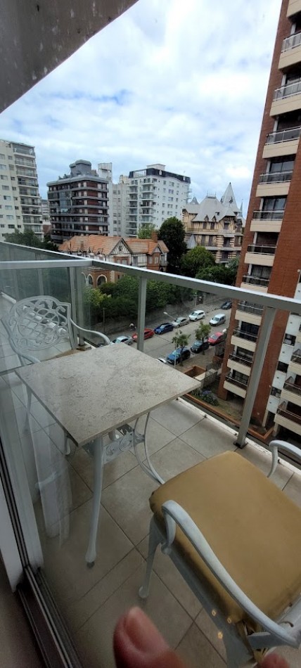 Alquiler departamento semipiso de tres amb en zona stella maris edificio con amenities verano 2027