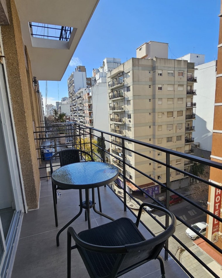 venta de 3 ambientes al frente con balcon a la calle 