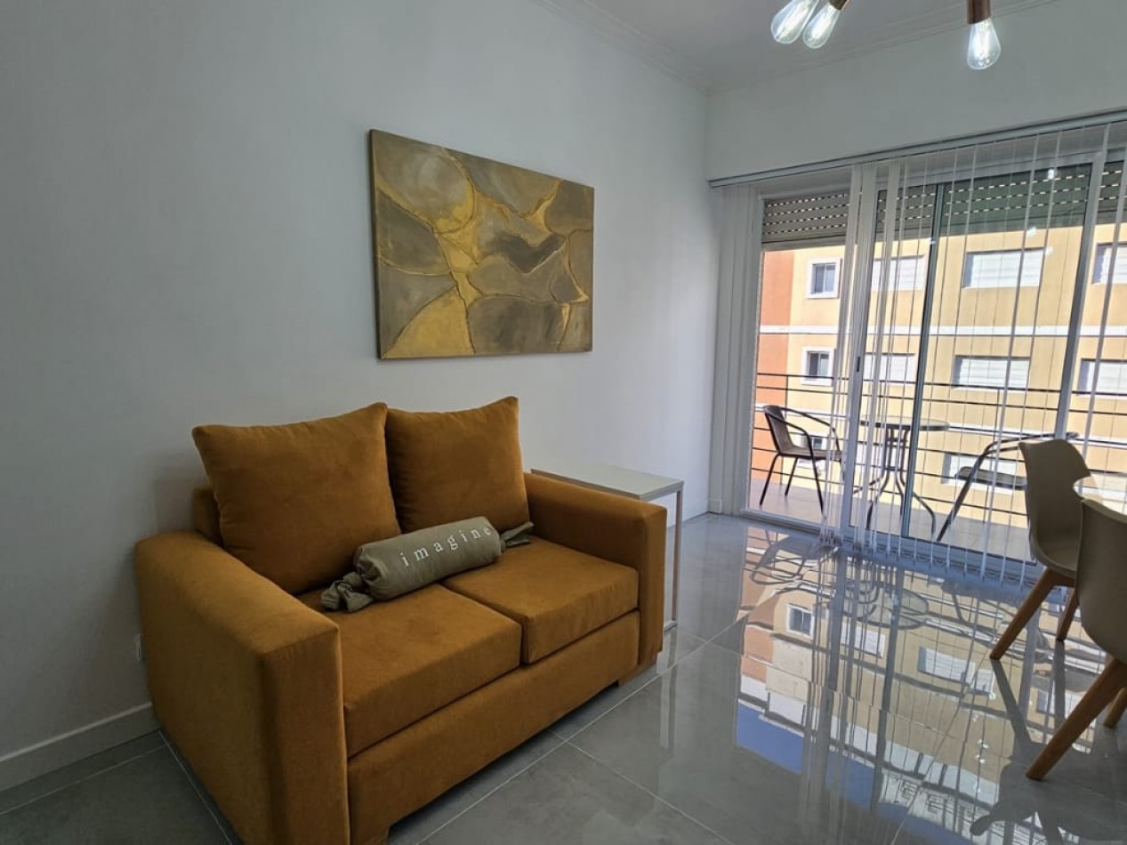 venta de 3 ambientes al frente con balcon a la calle 