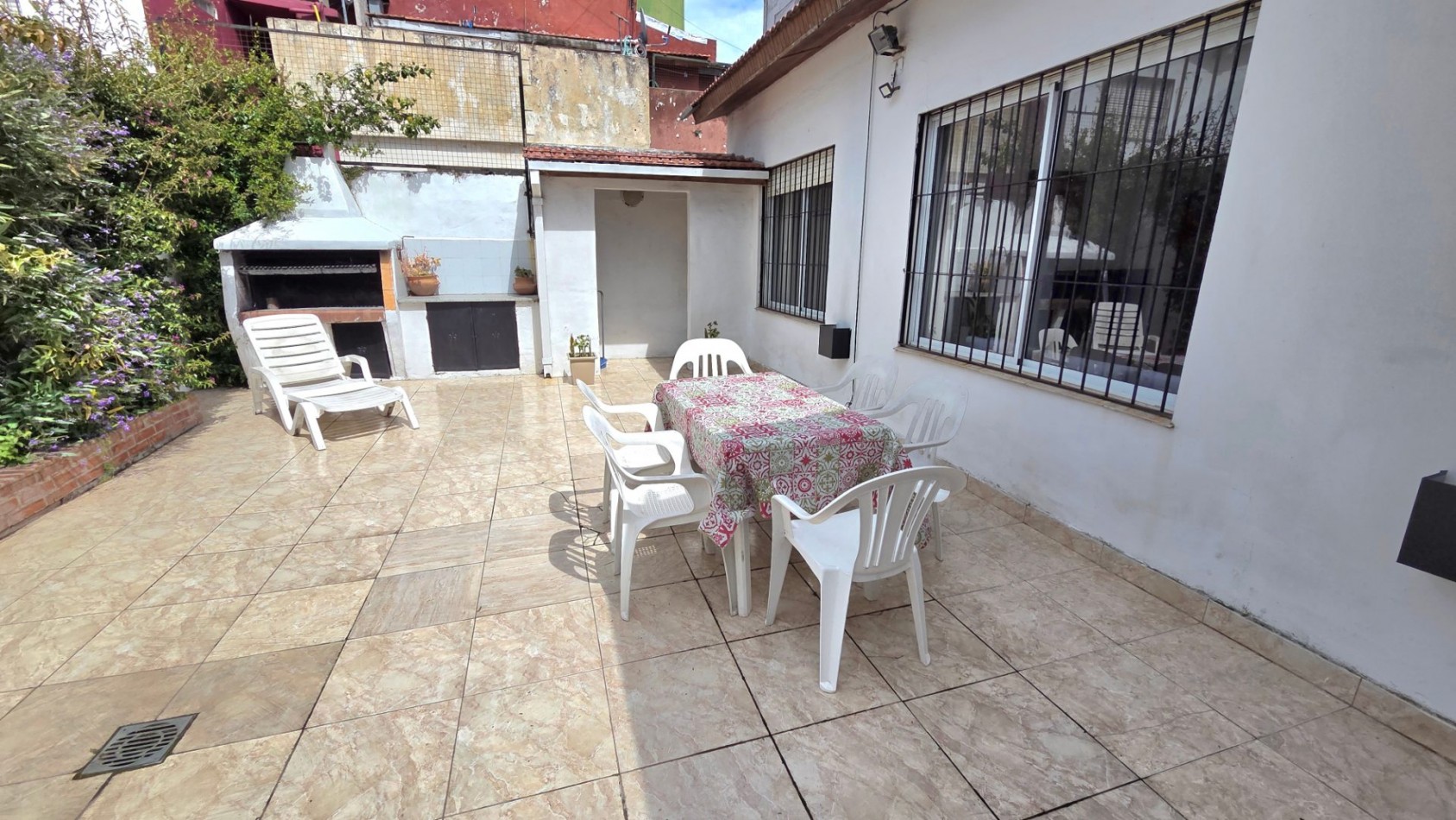 alquiler verano 2027 ph en la perla a pocas cuadras del mar 
