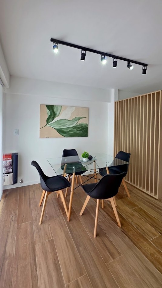 VENTA DE DEPARTAMENTO TOTALMENTE AMOBLADO Y RENOVADO | EXCELENTE UBICACION