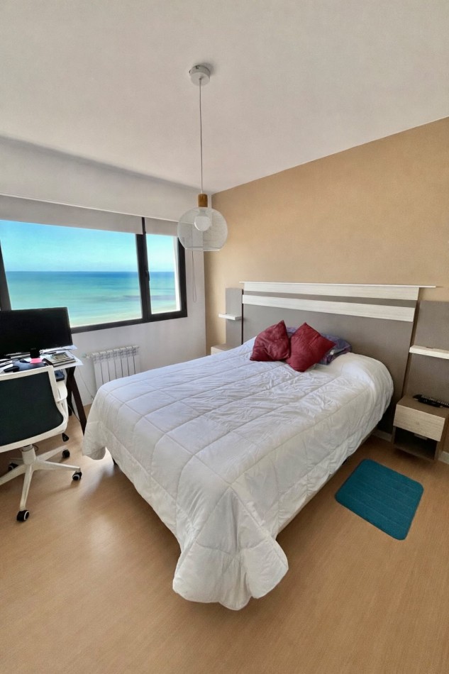 VENTA DE DEPARTAMENTO DE TRES AMBIENTES VISTA PANORAMICA CONN BALCON TERRAZA