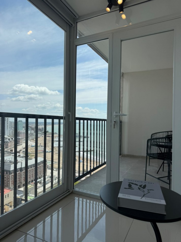 venta de departamento con vista panoramica en el emblematico edificio Cosmos 