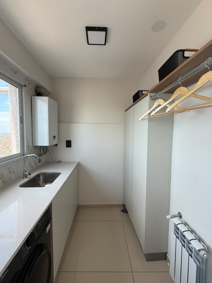 venta de departamento con vista panoramica en el emblematico edificio Cosmos 