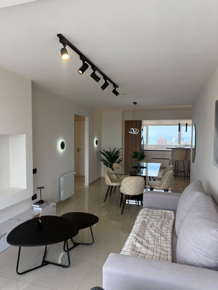 venta de departamento con vista panoramica en el emblematico edificio Cosmos 