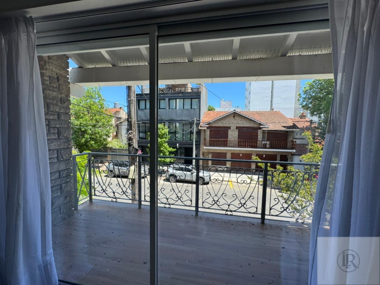 Chalet en PH de 4 amb. con cochera doble, Chauvin, Mar del Plata