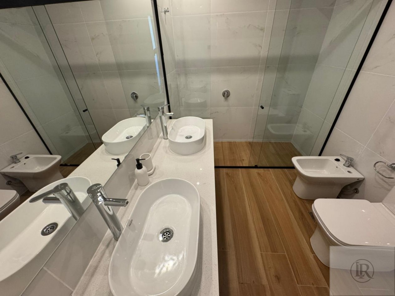 Chalet en PH de 4 amb. con cochera doble, Chauvin, Mar del Plata