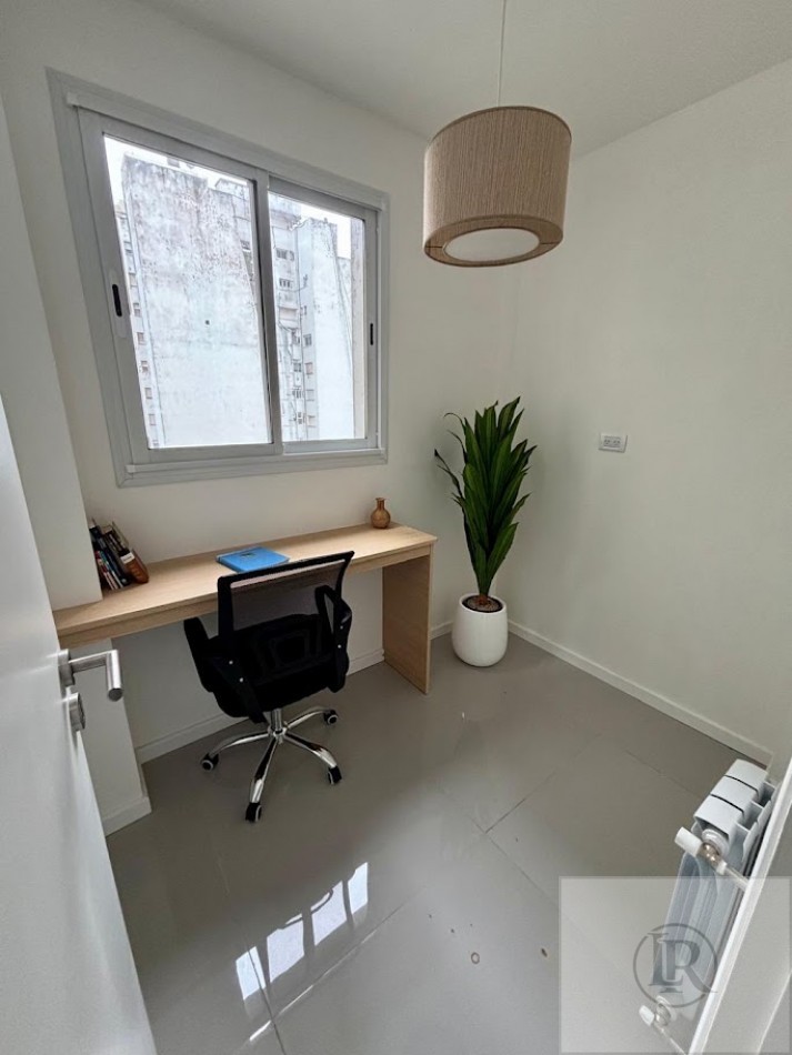 VENTA DE 3 AMBIENTES CON DEPENDENCIA TOTALMENTE RECICLADO Y AMOBLADO 