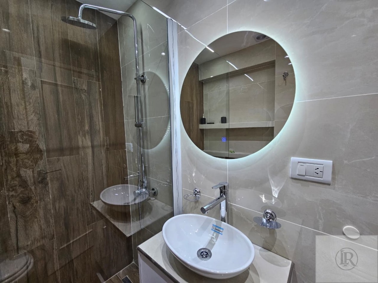 venta departamento dos ambientes al frente con balcon y parrilla 