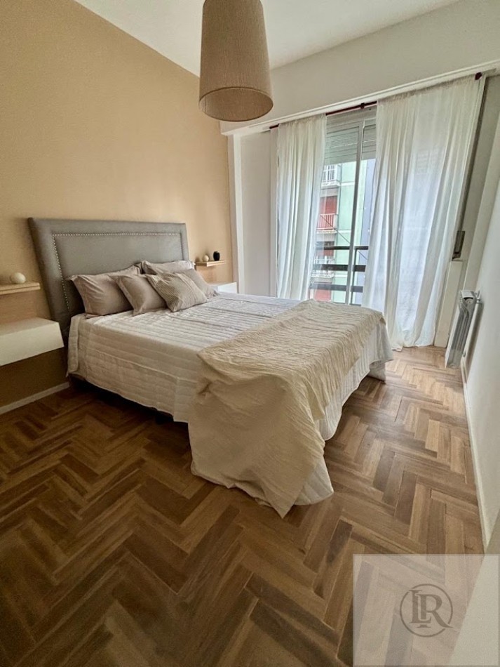 VENTA DE 3 AMBIENTES CON DEPENDENCIA TOTALMENTE RECICLADO Y AMOBLADO 