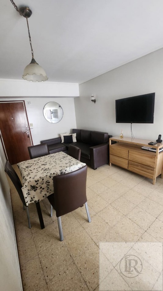 Alquiler 2026 /2027!! departamento de 2 ambientes zona La Perla vista lateral al mar 