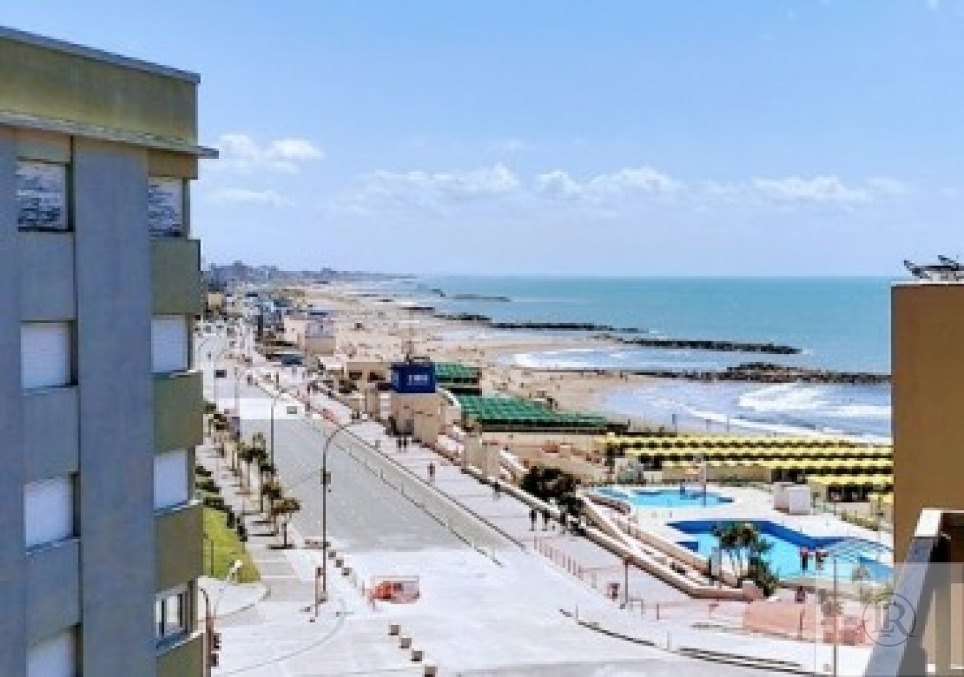 Alquiler 2026 /2027!! departamento de 2 ambientes zona La Perla vista lateral al mar 