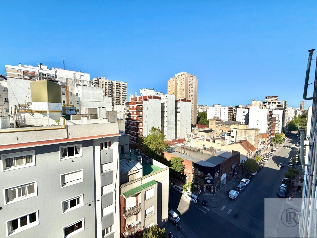 Departamento de 2 amb, a la calle, reciclado, zona Aldrey, Mar del Plata