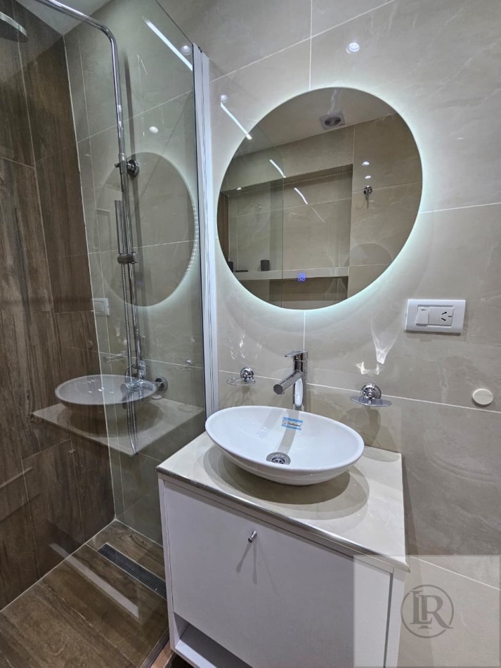 venta departamento dos ambientes al frente con balcon y parrilla 