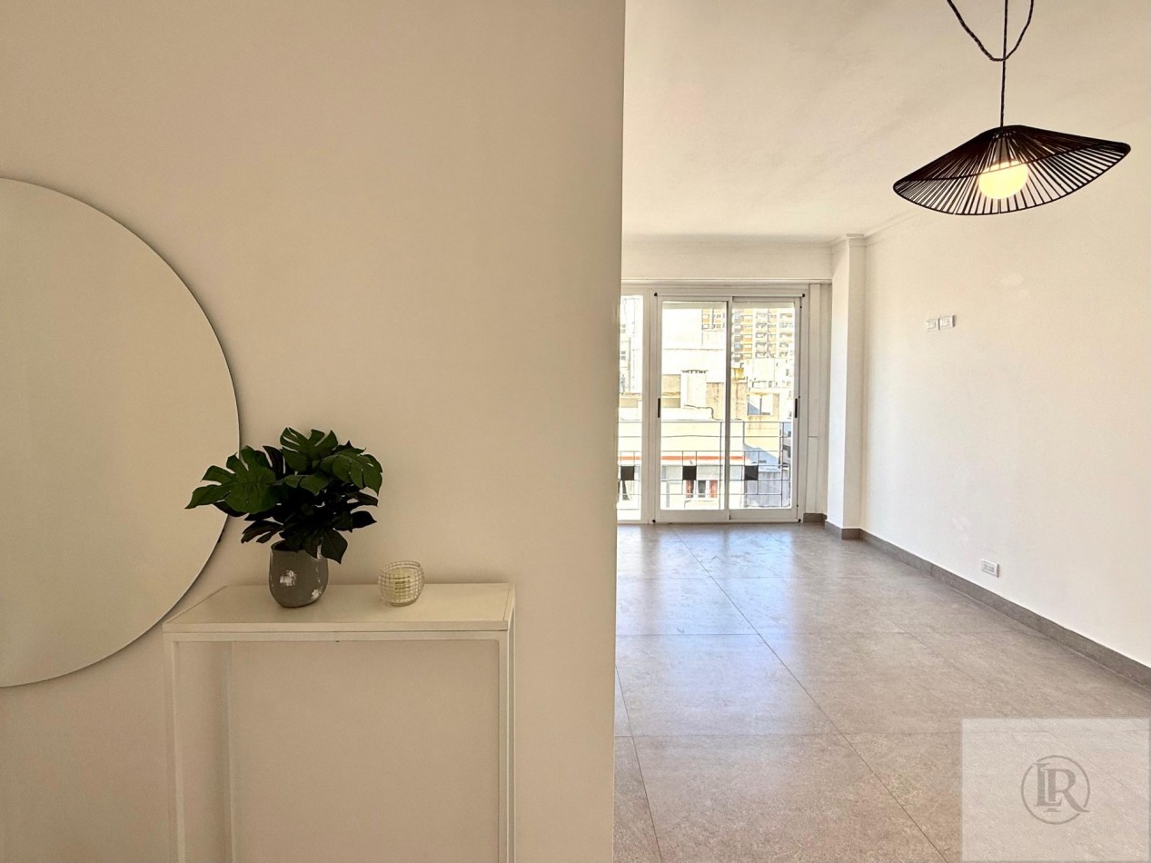 Departamento de 2 amb, a la calle, reciclado, zona Aldrey, Mar del Plata