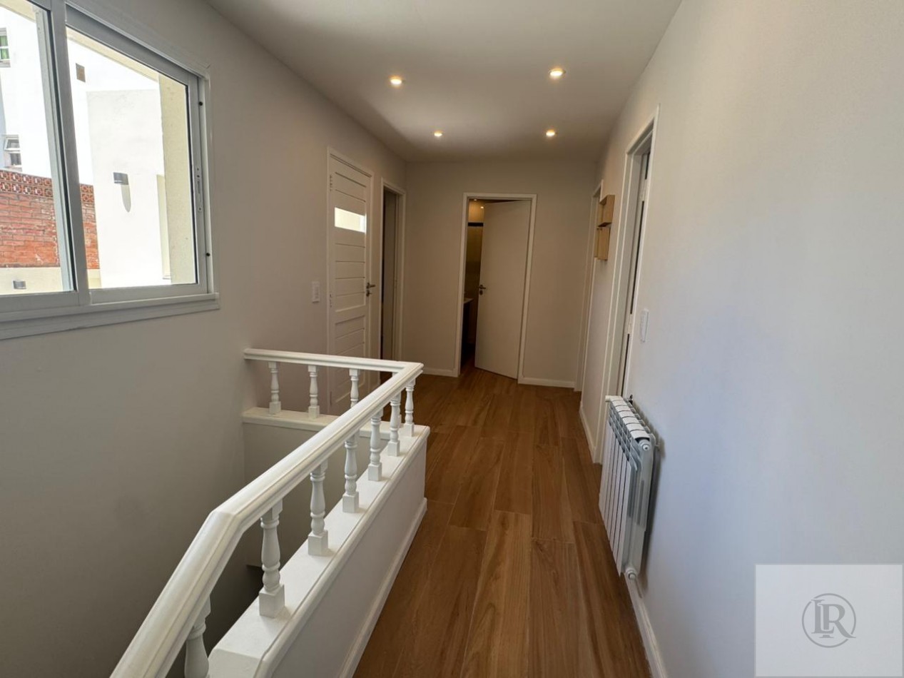 Chalet en PH de 4 amb. con cochera doble, Chauvin, Mar del Plata