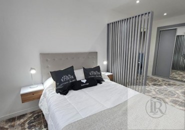 VENTA DE MONOAMBIENTE IMPECABLE LISTO PARA ENTRAR A VIVIR PROXIMO A PLAZA COLON 